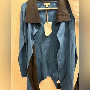 Magnolia Grace Blue Ribbed Fabric